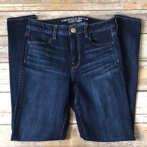 AEO • HIGH-RISE SUPER STRETCH JEGGING